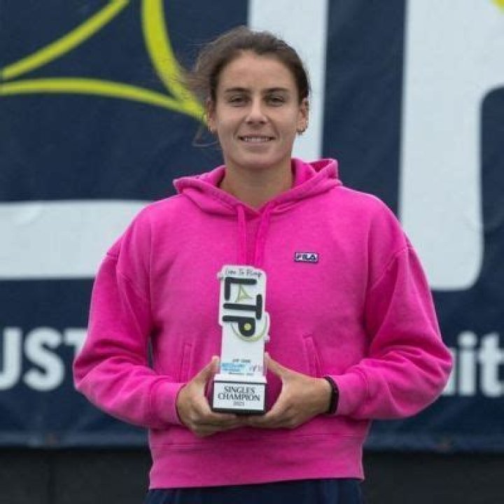 Emma Navarro Boyfriend | Is She Dating Anyone | Explore Her Relationship & Career