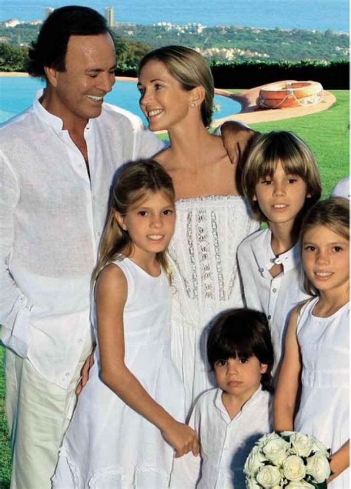 Who Is Julio Iglesias? Wiki, Height, Wife, Net Worth